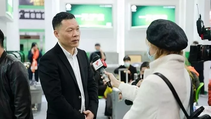 文章附图